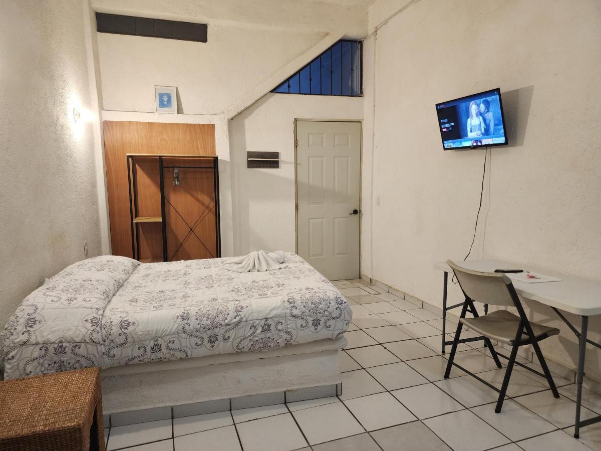 Small Studio Apt 5Min To Dt! Zihuatanejo Exterior photo