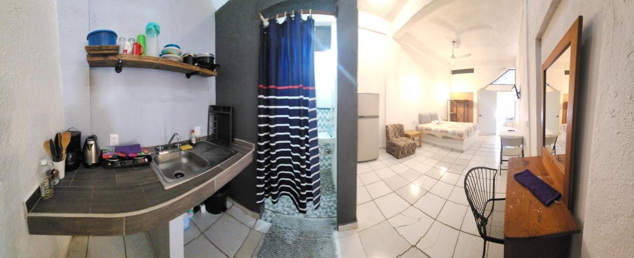 Small Studio Apt 5Min To Dt! Zihuatanejo Exterior photo